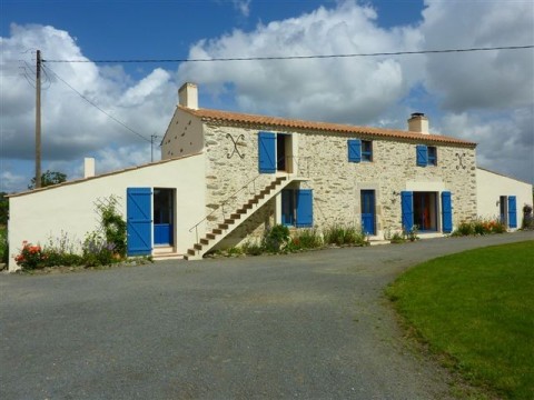 propriete vendre vendee 85 challans, longere vendre Vendee 85 challans, maison vendre hectare Challans 85 Vendee, propriete a vendre Nantes 44, maison vendre Loire Atlantique 44, propriete hectare 44 