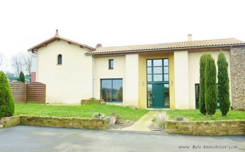 maison propriété hectare piscine a vendre Nantes Cholet Vallet vente belle demeure maison charme pays retz immobilier loire atlantique 44 Vendee 85 longere corps de ferme 