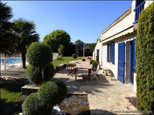 A vendre propriete maison longere hectare piscine ecurie 44 orvault st saint etienne montluc coueron sautron vigneux bretagne vente equestre property for sale nantes france pays hangar dependances 44