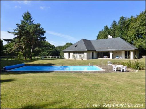 propriete a vendre golf, maison a vendre golf, villa, golf, nantes, prestige, luxe, belle demeure a vendre, maison charme, piscine, hectare, propriete equestre, luxurious property for sale, brittany