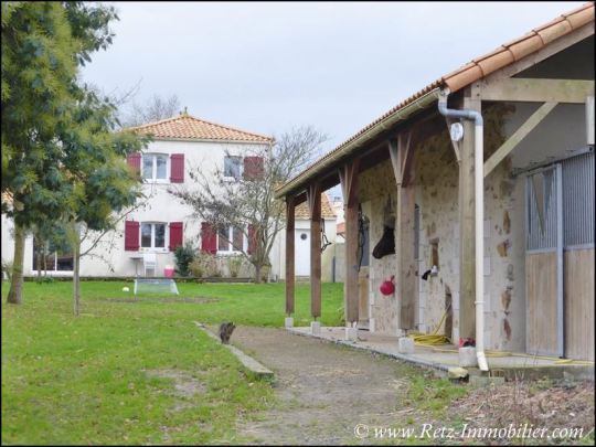 Propriete equestre a vendre, maison hectare a vendre, haras a vendre, elevage de chevaux a vendre, nantes, 44, loire atlantique, french property for sale, equestrian property for sale, poney club, ret