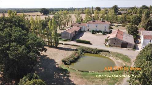 propriete, propriete a vendre, french property for sale, maison charme, dependances, gite, b&b, chambre hote, salle reception, hectare, belle demeure, ferme, longere, corps de ferme, vendee,85,mareuil