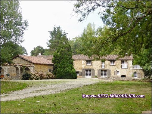 maison,propriete,a vendre,hectare,moulin,riviere,belle demeure,maison charme,agence immobiliere,chateau,manoir,french property,for sale,vendee,85,pays loire atlantique,44,bretagne,morbihan,56