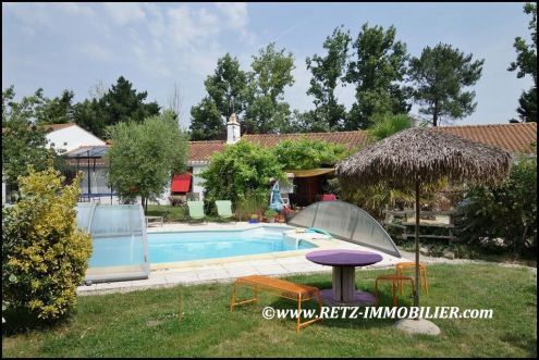 vente,achat,a vendre,maison,piscine,propriete,nantes,pays de retz,machecoul,44270,villeneuve en retz,44580,sainte pazanne,44680,maison de campagne,gite,chambre hote,b&b,cabinet immobilier,agence immobiliere,loire atlantique,44,vendee,85,morbihan,56,expert