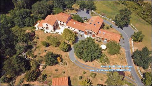 vente,maison,achat,a vendre,propriete a vendre,chambre d'hote a vendre,gite a vendre,b&b,chambre hote,propriete equestre,maison de caractere,maison hectare,hectare,puy du fou,les epesses,85590,les herbiers,85500,la verrie,chambretaud,chanverrie,85130,sain