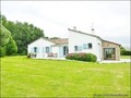 Maison plain pied a vendre Nantes St saint Julien Concelles Thouare Loire Basse Goulaine Chapelle Basse Mer Divatte Vente Propriete 44 hectare etang france property properties houses homes manor farm for sale vendee loire atlantic brittany atlantiq