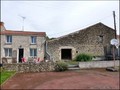 A vendre maison propriete gite meublé locatif b&b bed and breakfast vendee france loire atlantique piscine hectare vente campagne french house home propertie for sale swimming pool country farm castle mansion manor farm property atlantic coast france rea