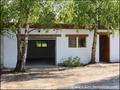 Farmhouse on 2.6 hectares, 230m² living space + 210 to convert, outbuildings 250m² shed, garden, orchard, pond, meadow ... Quiet no nuisance, hiking paths horse & pedestrian from the property. Apartment available disabilities. Great potential, rare!