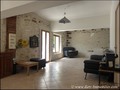 Farmhouse on 2.6 hectares, 230m² living space + 210 to convert, outbuildings 250m² shed, garden, orchard, pond, meadow ... Quiet no nuisance, hiking paths horse & pedestrian from the property. Apartment available disabilities. Great potential, rare!