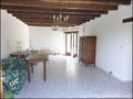 Farmhouse on 2.6 hectares, 230m² living space + 210 to convert, outbuildings 250m² shed, garden, orchard, pond, meadow ... Quiet no nuisance, hiking paths horse & pedestrian from the property. Apartment available disabilities. Great potential, rare!