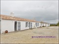 maison,propriete,dependance,bourrine,longere,grange,a renover,plain-pied,isole,a vendre,marais,breton,vendeen,potentiel,gite,calme,hectare,etang,prairie,french,property,for sale,85,vendee,la barre de monts,bouin,machecoul,noirmoutier,