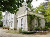 agence immobiliere, prestige, belle demeure, propriete, vente, achat, a vendre, manoir, chateau, logis, folie, maison charme, maison caractere, residence secondaire, hectare, morbihan, 56, vannes, loire atlantique, 44, nantes, la baule, pornic, vendee, 85
