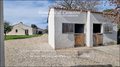 44 - VERTOU Sud  ; Sur + de 8000 m² (en partie constructible offrant potentiel pour divers projets) au calme et proche forêt, Luxueuse maison de plain-pied (4 chambres) avec garage, grandes terrasses, piscine, jacuzzi, écurie, dépendances, ... 