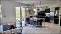 44 - VERTOU Sud  ; Sur + de 8000 m² (en partie constructible offrant potentiel pour divers projets) au calme et proche forêt, Luxueuse maison de plain-pied (4 chambres) avec garage, grandes terrasses, piscine, jacuzzi, écurie, dépendances, ... 