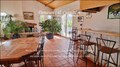 44 - VERTOU Sud  ; Sur + de 8000 m² (en partie constructible offrant potentiel pour divers projets) au calme et proche forêt, Luxueuse maison de plain-pied (4 chambres) avec garage, grandes terrasses, piscine, jacuzzi, écurie, dépendances, ... 