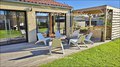 L'avantage du plain-pied, le charme de la pierre, des tomettes et des charpentes apparentes + tout le confort moderne ! Superbe et rare. Maison à vendre CHALLANS 85300, à proximité des plages de Vendée, de Saint Gilles Croix de Vie et de St Jean de Monts.