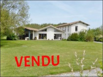 maison piscine couverte, maison piscine intérieure, maison tennis, maison jacuzzi, maison riviere, propriete etang, maison hectare, propriete hectare, agence immobiliere luxe, agence immobiliere prestige, agent immobilier specialiste, paris, nantes, vanne